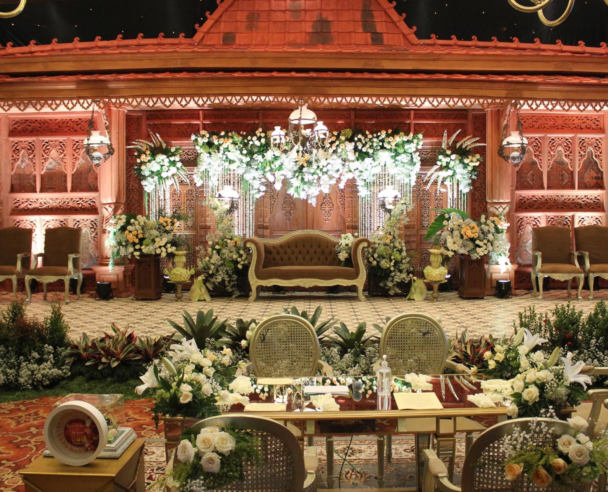 Hotel Santika Premiere Semarang Exterior foto